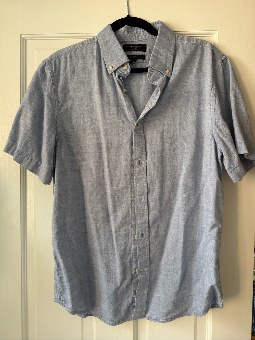 Banana Republic Light Blue Short-Sleeve Oxford Button-Down